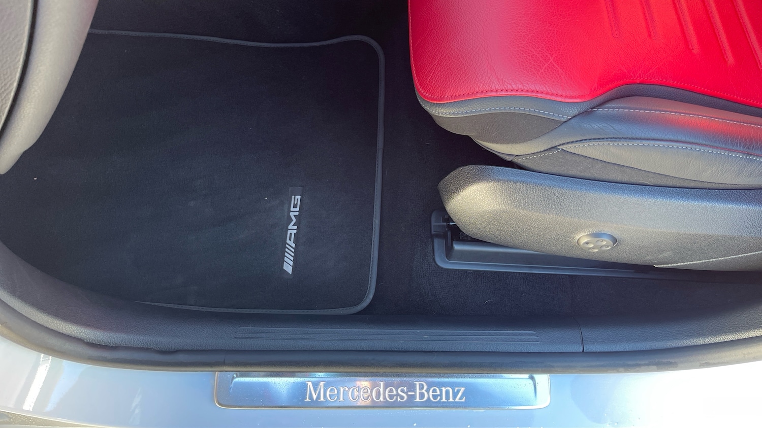 Used Mercedes-Benz GLC 2023 for sale - 76384886: Photo 32