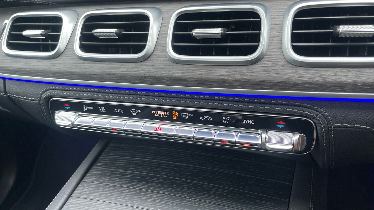 Used Mercedes-Benz GLE 2023 for sale - 77450274: Photo 40