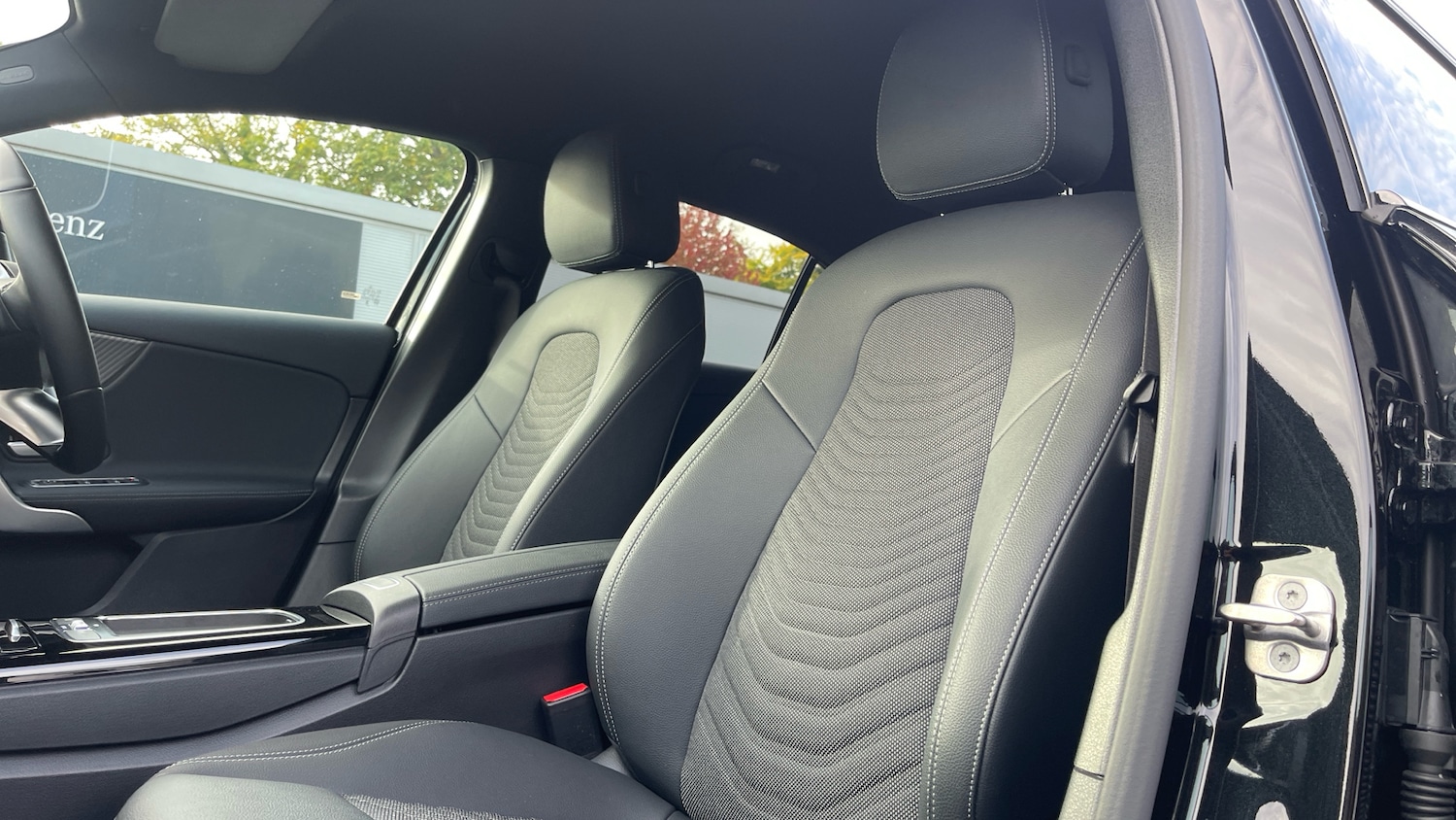 Used Mercedes-Benz A-Class 2024 for sale - 76156546: Photo 30
