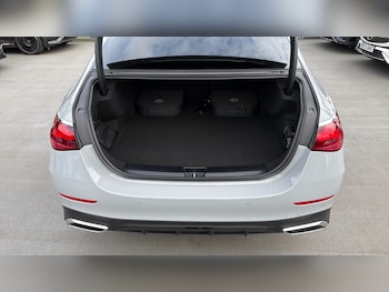 Used Mercedes-Benz E Class 2025 for sale - 78250731: Photo