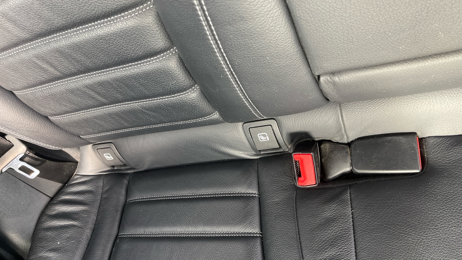 Used Mercedes-Benz GLC 2020 for sale - 76299286: Photo 17