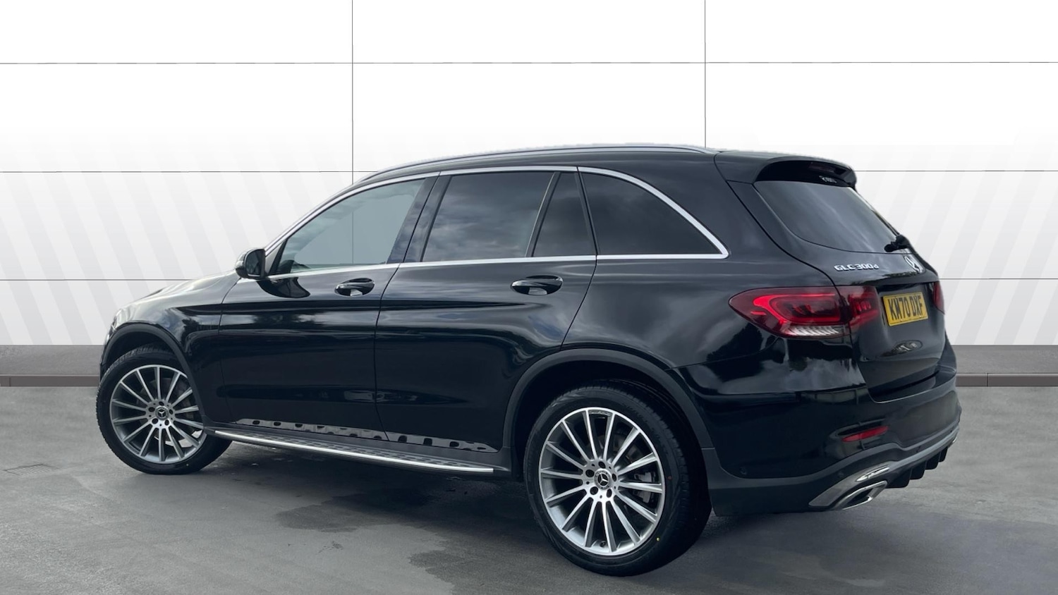 Used Mercedes-Benz GLC 2020 for sale - 76299286: Photo 2