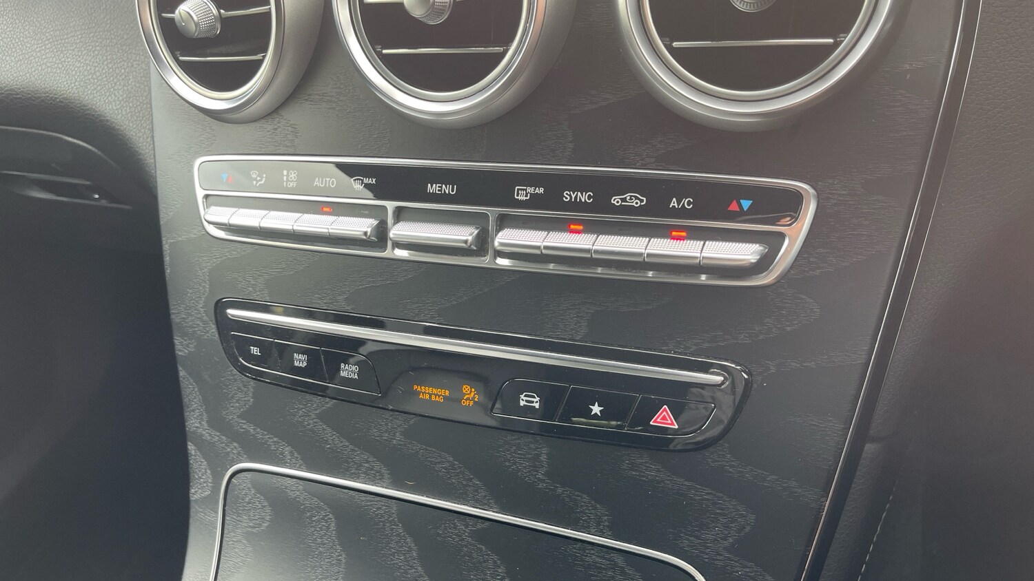 Used Mercedes-Benz GLC 2020 for sale - 76299286: Photo 39
