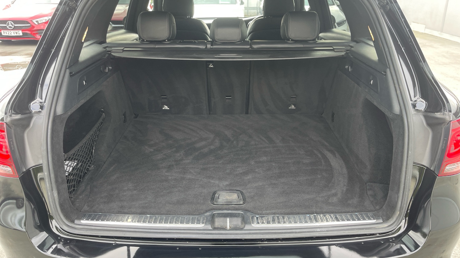 Used Mercedes-Benz GLC 2020 for sale - 76299286: Photo 4