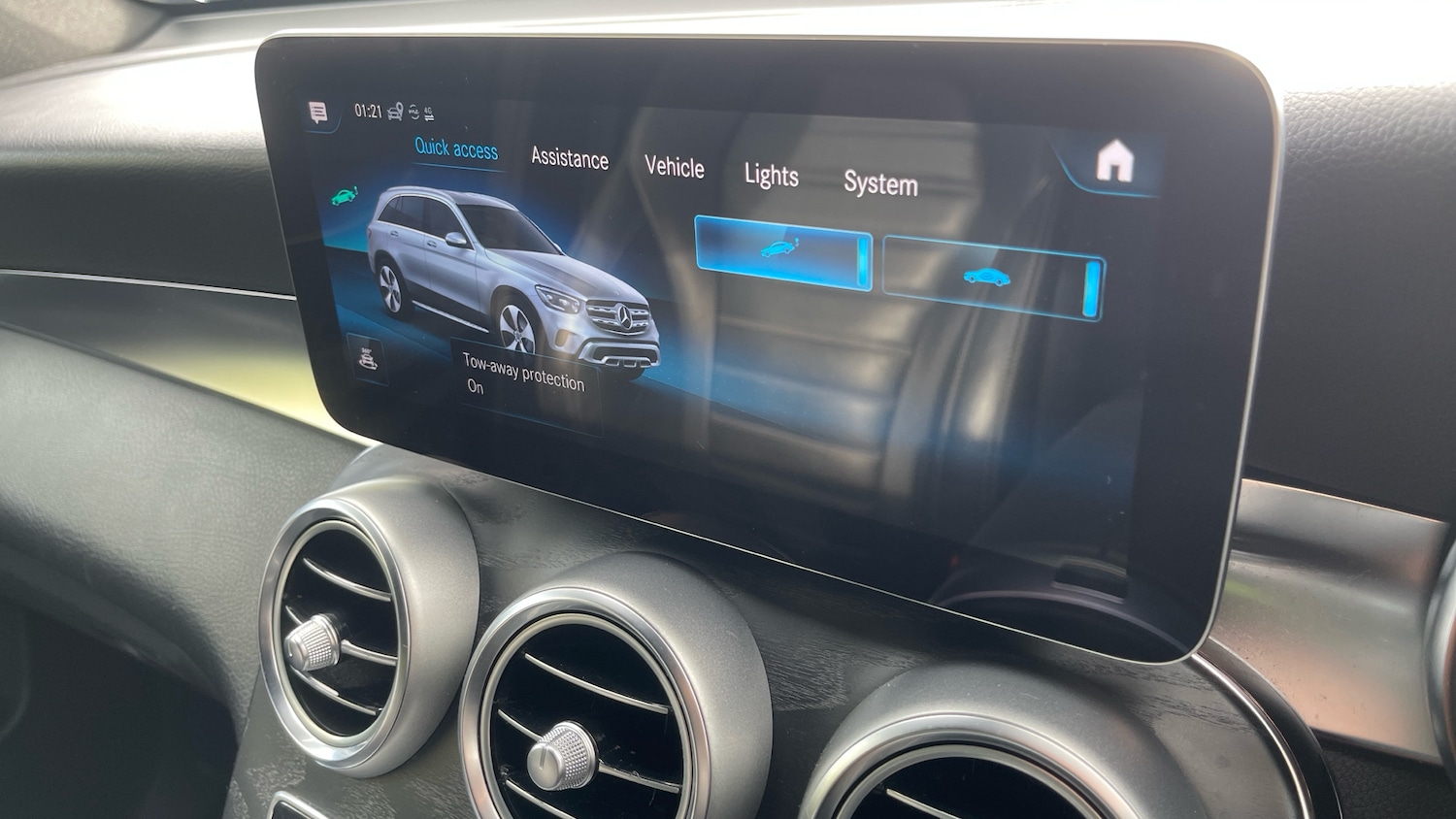 Used Mercedes-Benz GLC 2020 for sale - 76299286: Photo 42