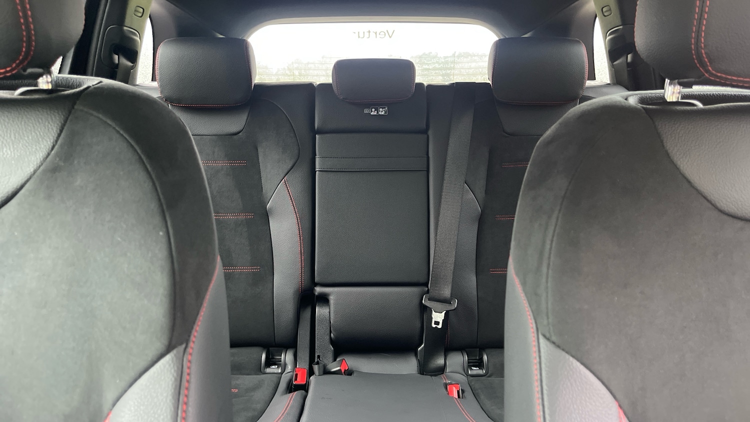 Used Mercedes-Benz GLB 2025 for sale - 77325997: Photo 15