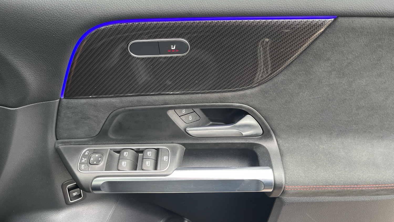 Used Mercedes-Benz GLB 2025 for sale - 77325997: Photo 36