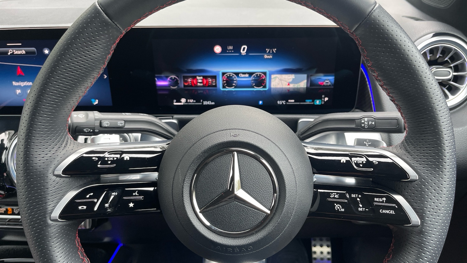 Used Mercedes-Benz GLB 2025 for sale - 77325997: Photo 41