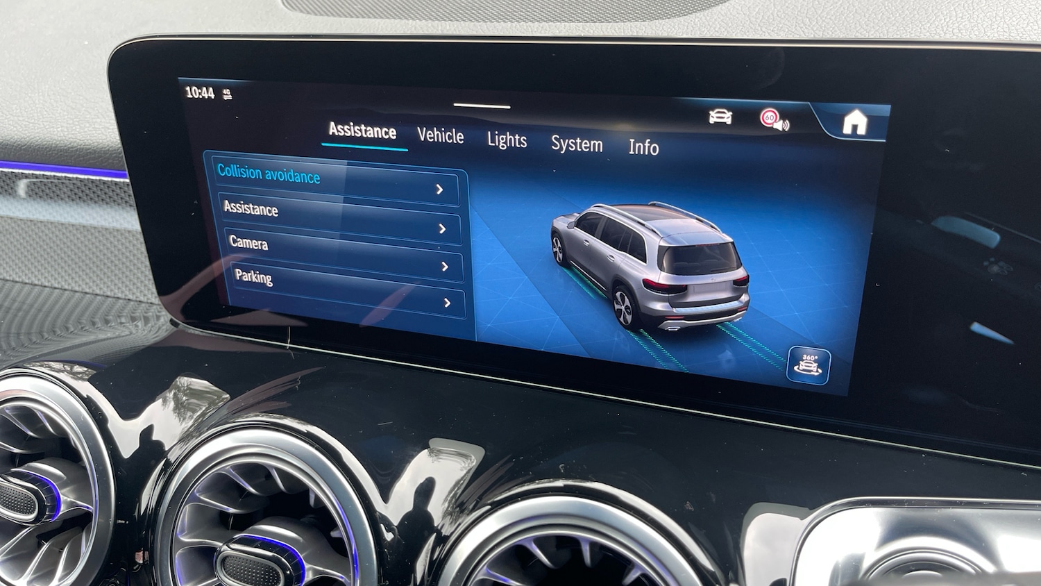 Used Mercedes-Benz GLB 2025 for sale - 77325997: Photo 42