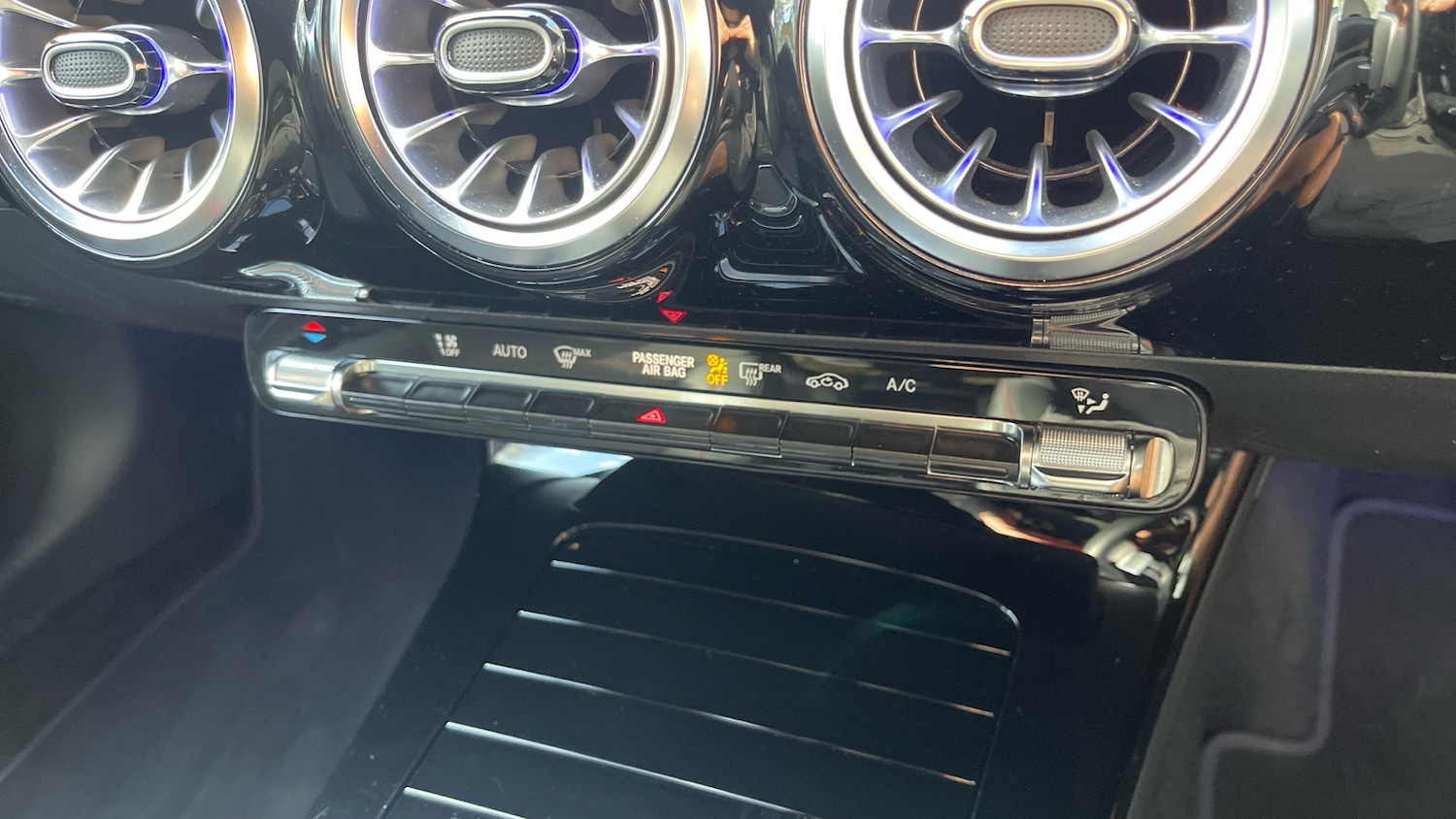 Used Mercedes-Benz A-Class 2023 for sale - 78040184: Photo 38