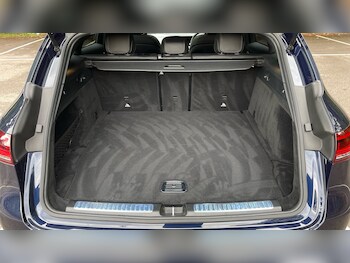 Used Mercedes-Benz EQC 2020 for sale - 75680109: Photo