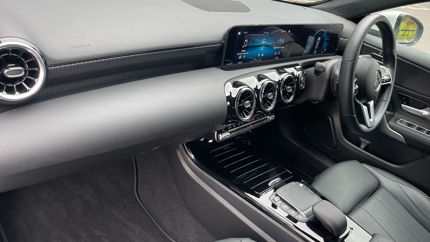 Used Mercedes-Benz A-Class 2022 for sale - 77641208: Photo 32