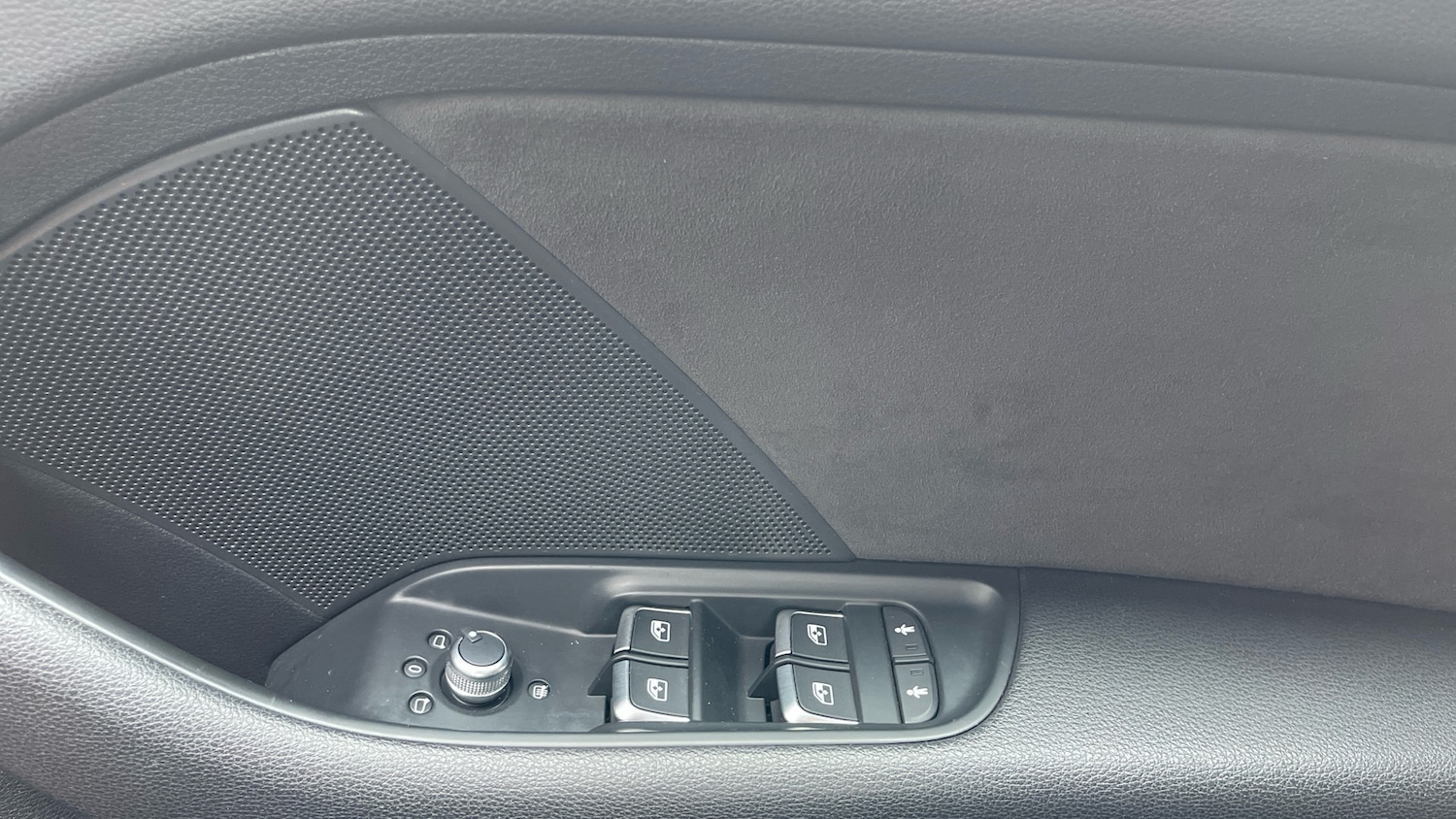 Used Audi RS3 2020 for sale - 78084351: Photo 35