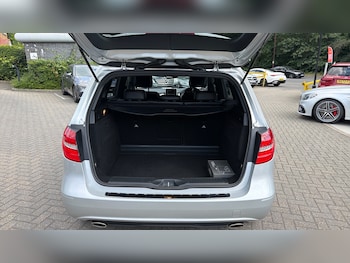 Used Mercedes-Benz B Class 2014 for sale - 79165732: Photo