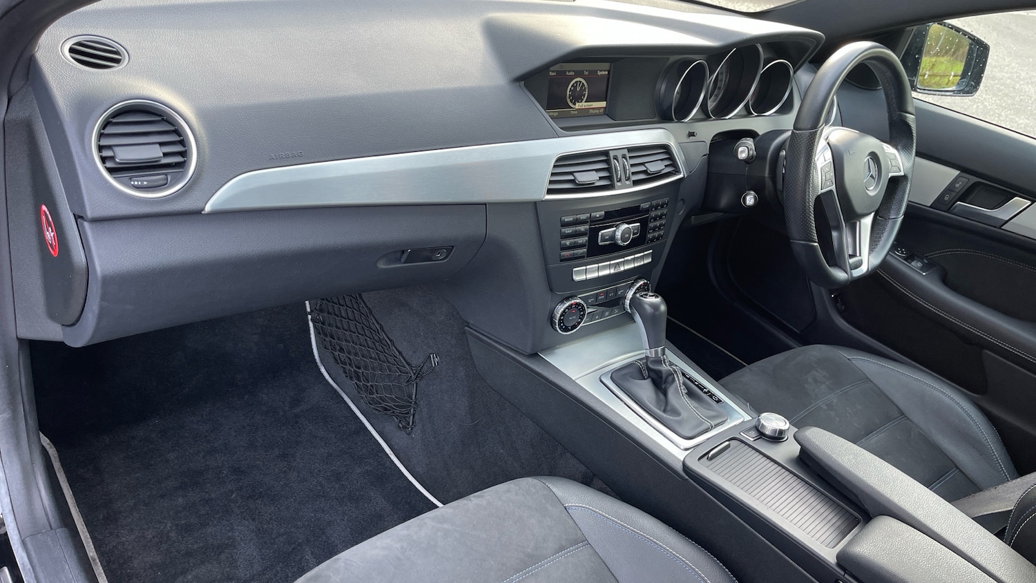 Used Mercedes-Benz C Class 2014 for sale - 77403772: Photo 31