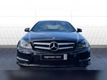 Used Mercedes-Benz C Class 2014 for sale - 77403772: Photo