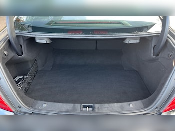 Used Mercedes-Benz C Class 2014 for sale - 77403772: Photo