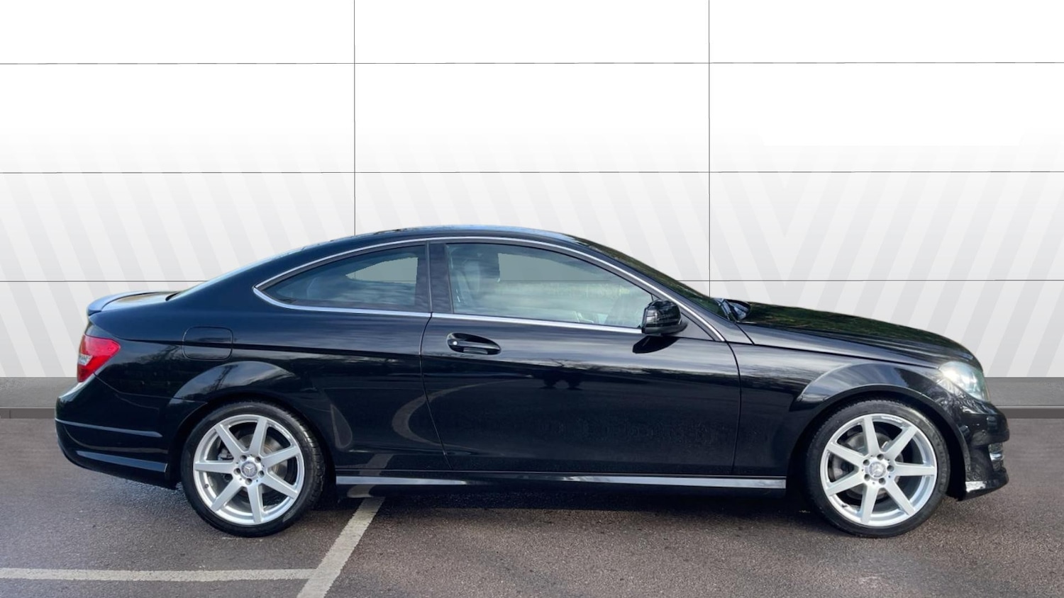 Used Mercedes-Benz C Class 2014 for sale - 77403772: Photo 5