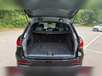 Used Mercedes-Benz GLC 2021 for sale - 78802072: Photo