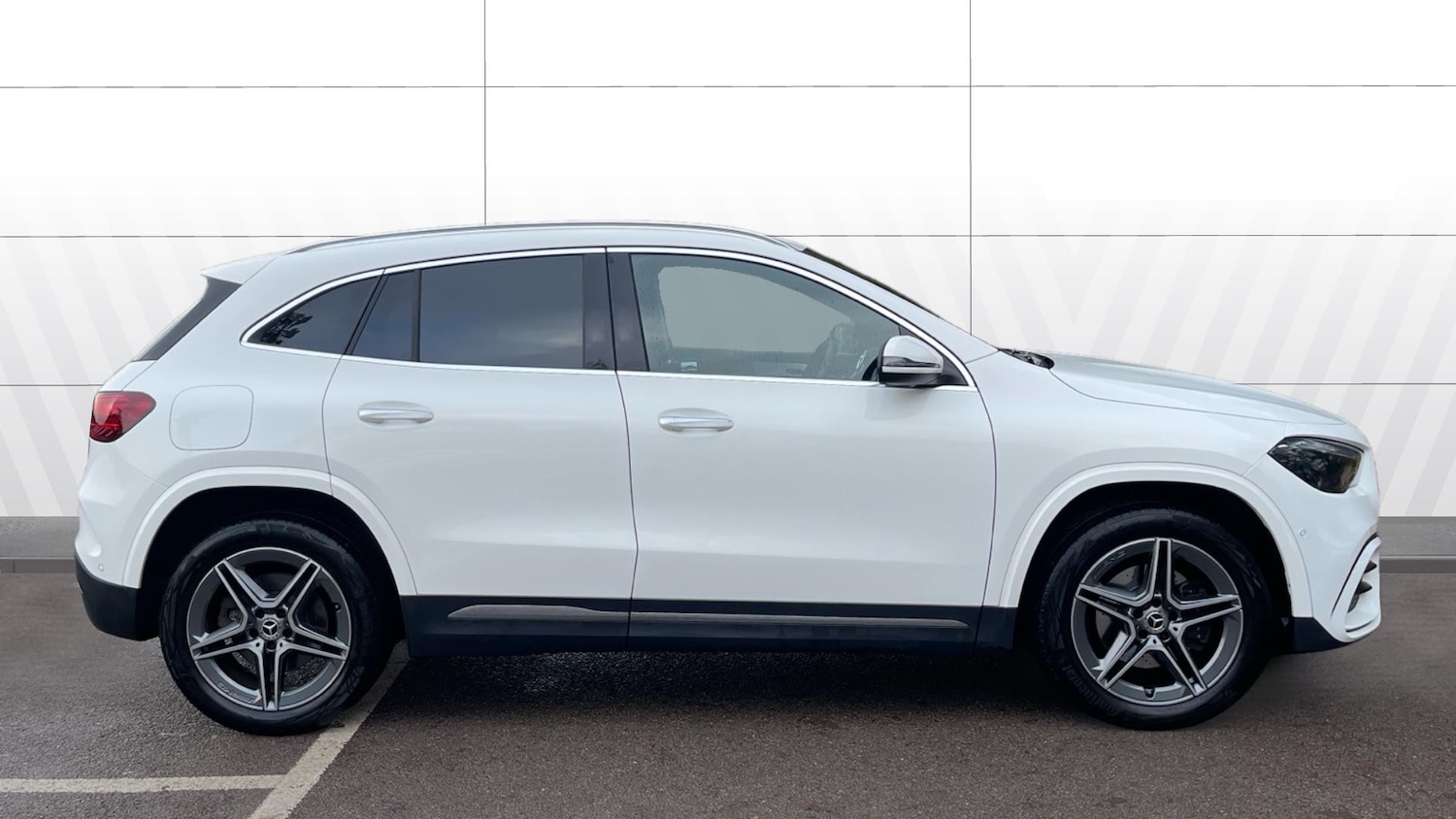 Used Mercedes-Benz GLA 2024 for sale - 76896787: Photo 5