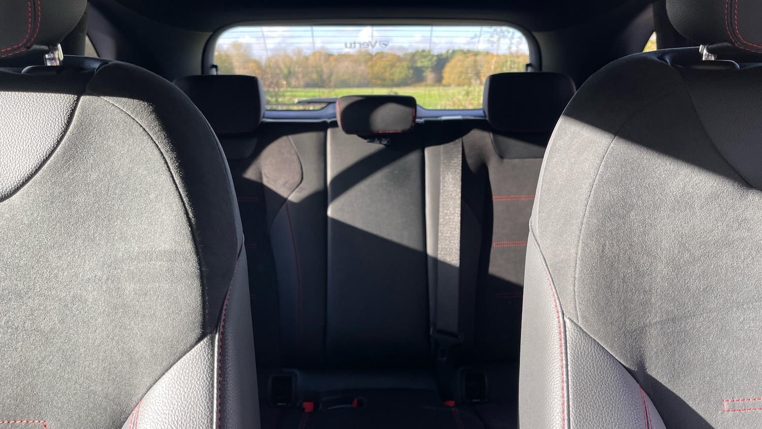 Used Mercedes-Benz GLA 2023 for sale - 76565328: Photo 15