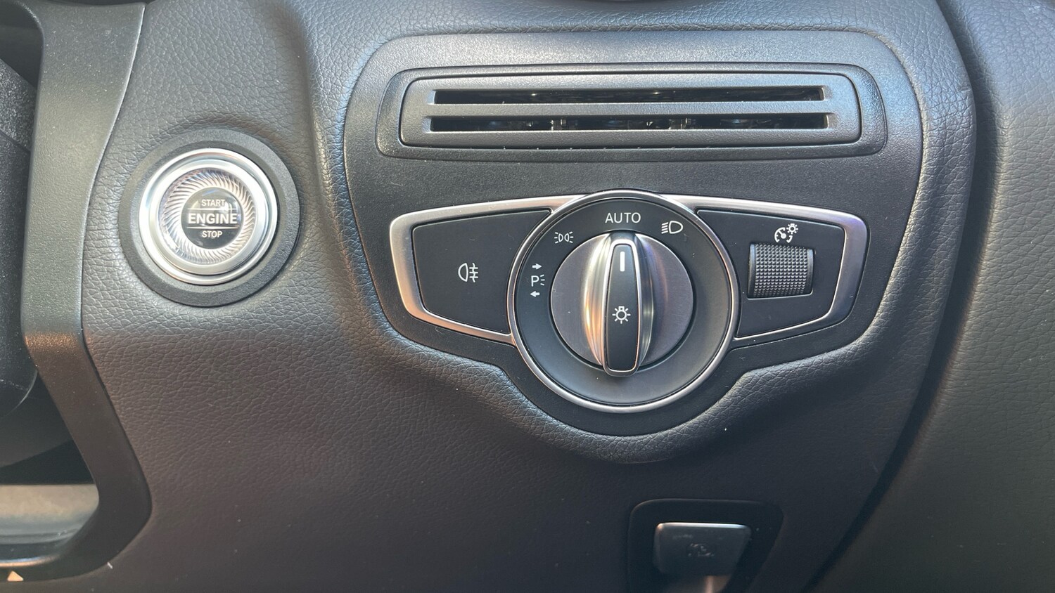 Used Mercedes-Benz GLC 2022 for sale - 78093390: Photo 37