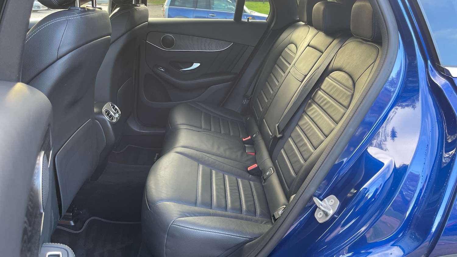 Used Mercedes-Benz GLC 2019 for sale - 76681617: Photo 16