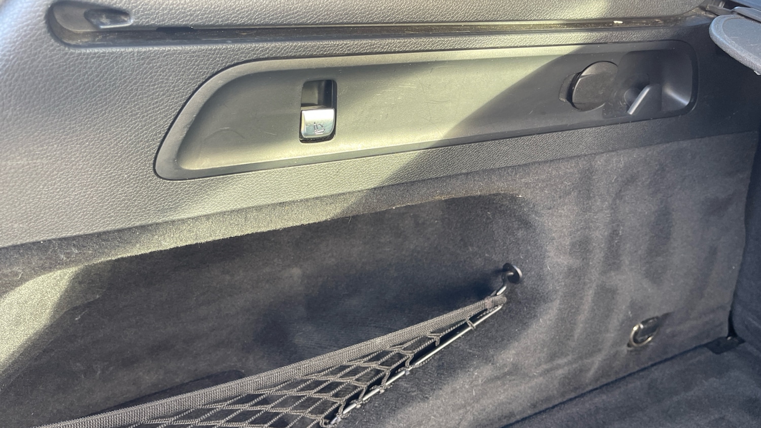 Used Mercedes-Benz GLC 2019 for sale - 76681617: Photo 28