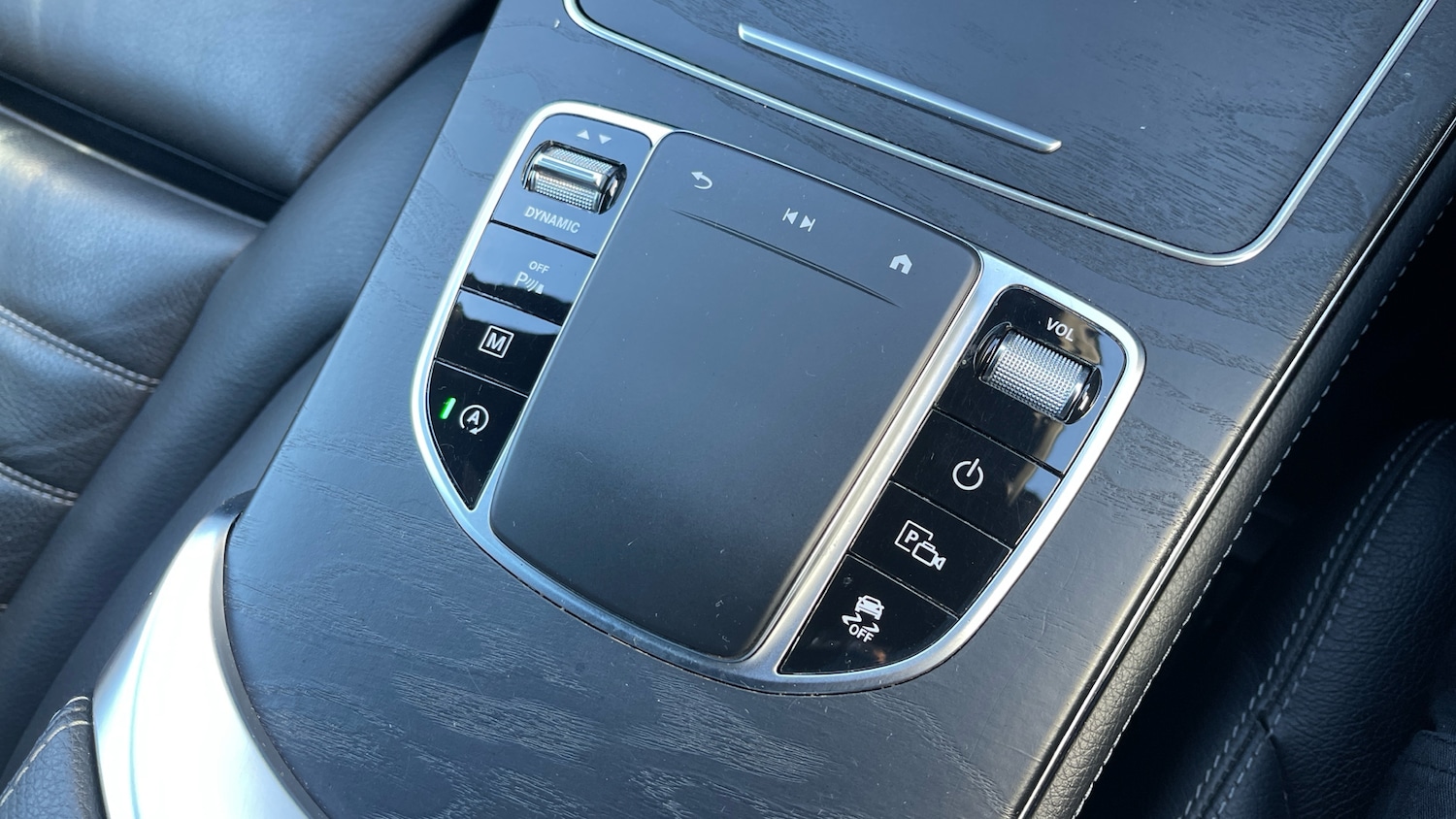 Used Mercedes-Benz GLC 2019 for sale - 76681617: Photo 38