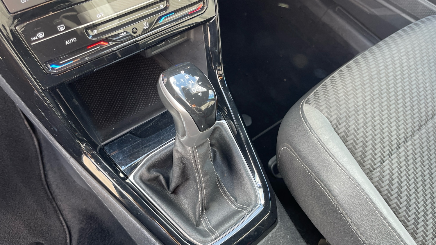 Used Volkswagen T-Cross 2021 for sale - 76461688: Photo 13