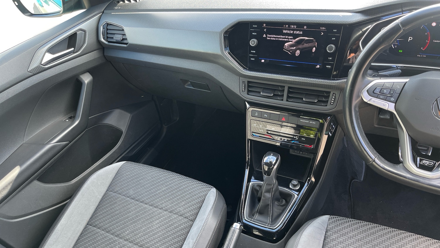 Used Volkswagen T-Cross 2021 for sale - 76461688: Photo 14