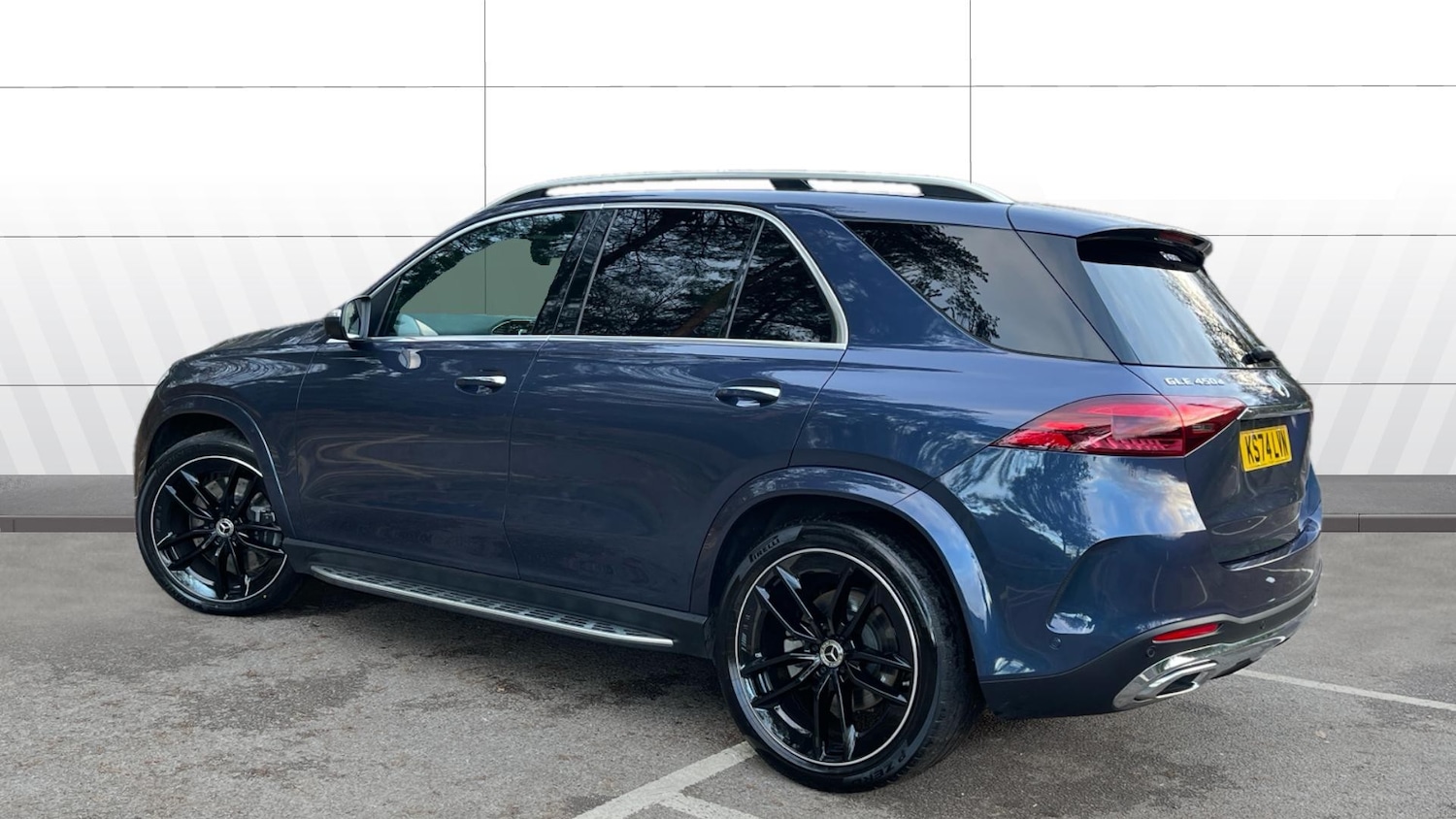 Used Mercedes-Benz GLE 2024 for sale - 76694184: Photo 2