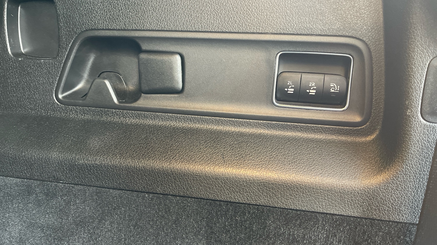 Used Mercedes-Benz GLE 2024 for sale - 76694184: Photo 28