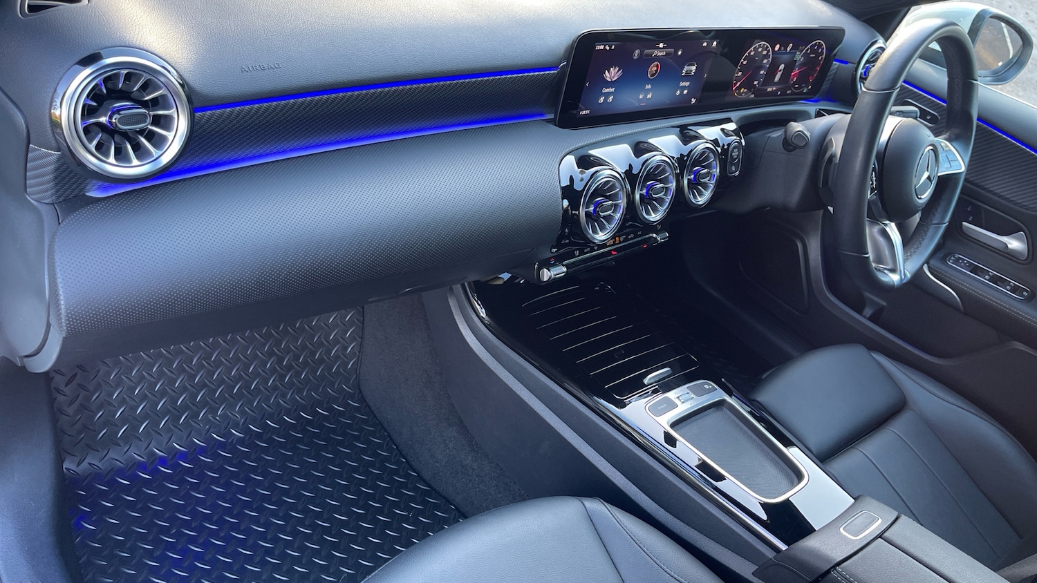 Used Mercedes-Benz A-Class 2023 for sale - 76792913: Photo 32