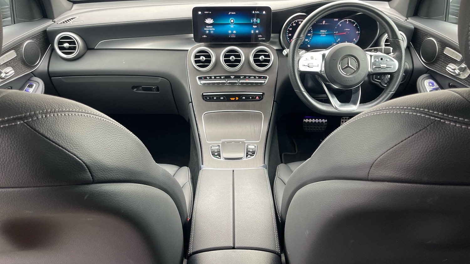 Used Mercedes-Benz GLC 2022 for sale - 76542773: Photo 10