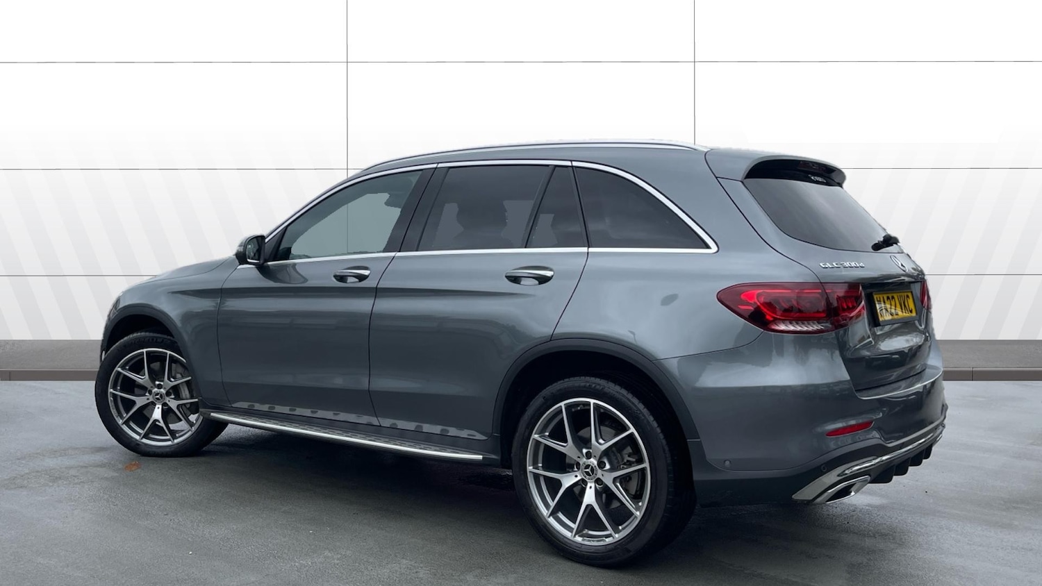 Used Mercedes-Benz GLC 2022 for sale - 76542773: Photo 2