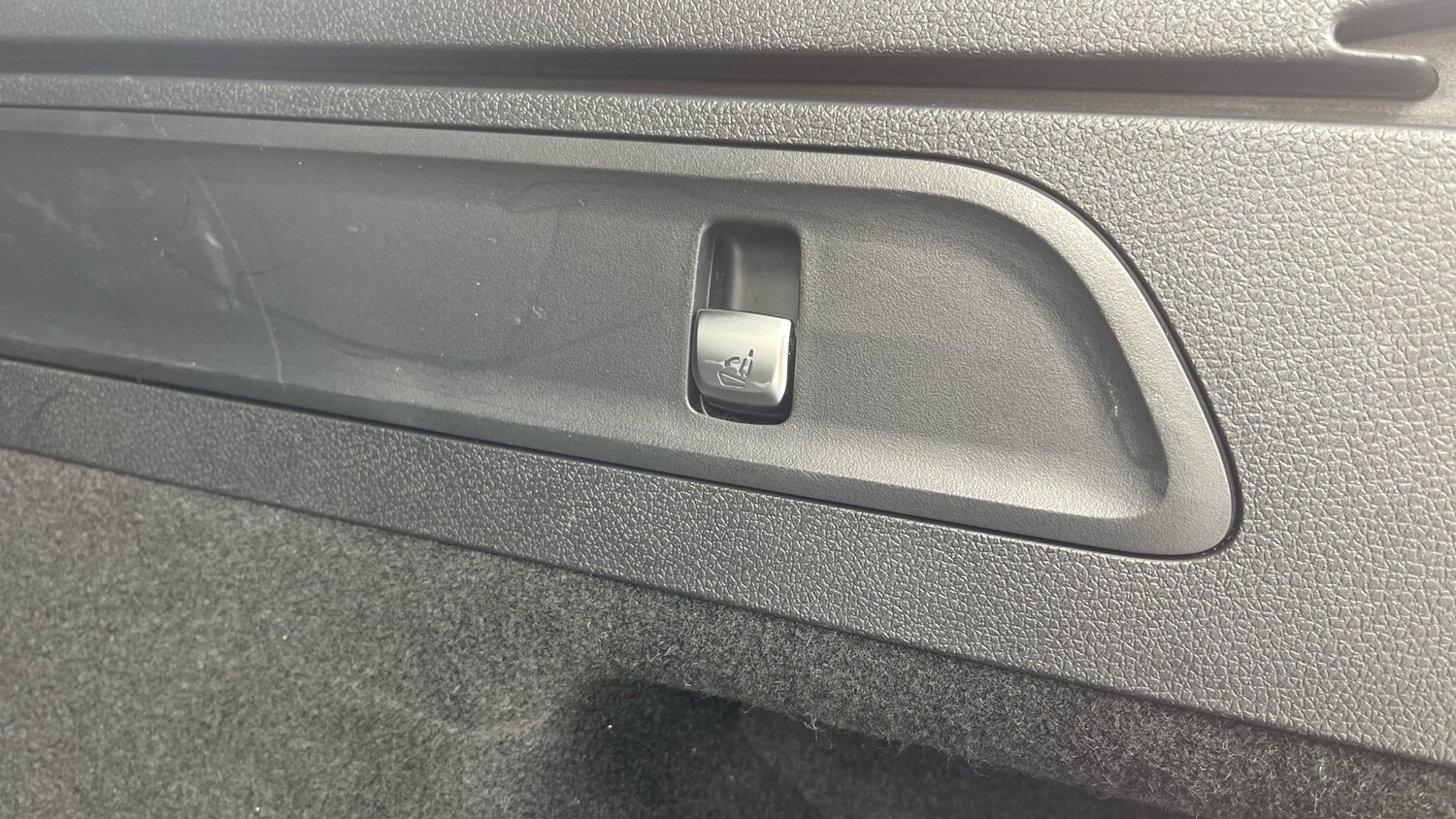 Used Mercedes-Benz GLC 2022 for sale - 76542773: Photo 28