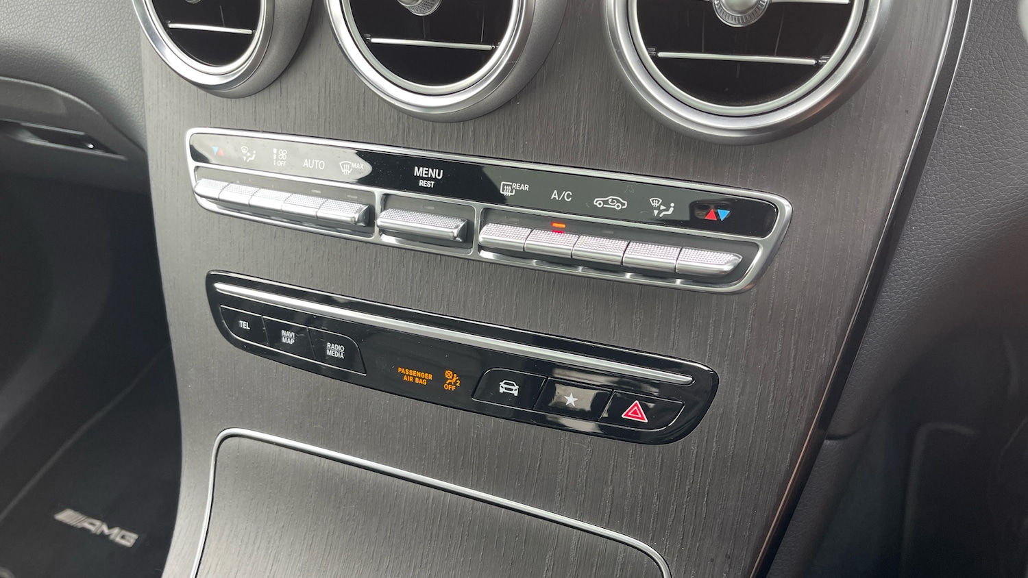 Used Mercedes-Benz GLC 2022 for sale - 76542773: Photo 39