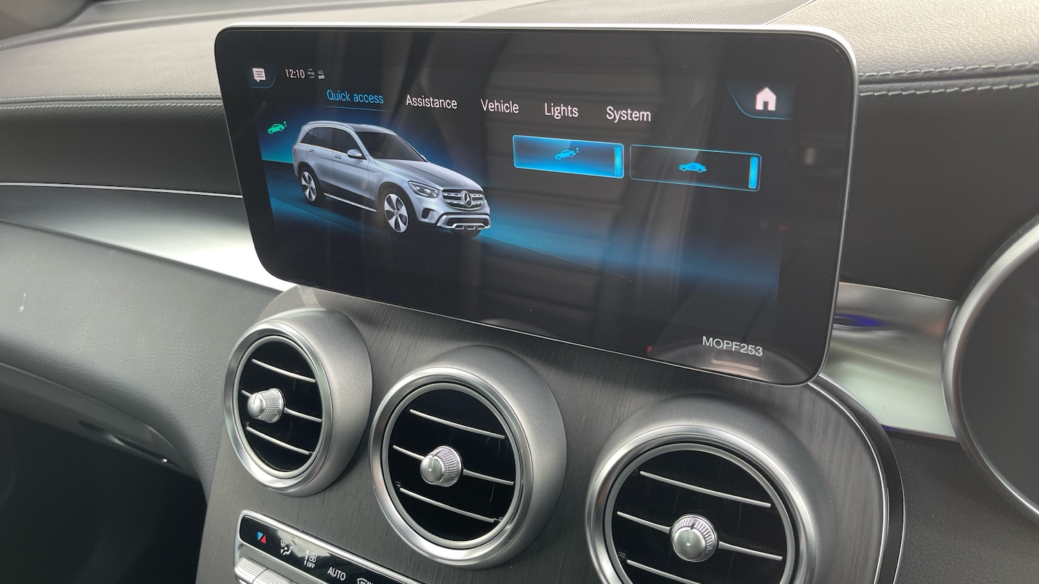 Used Mercedes-Benz GLC 2022 for sale - 76542773: Photo 42