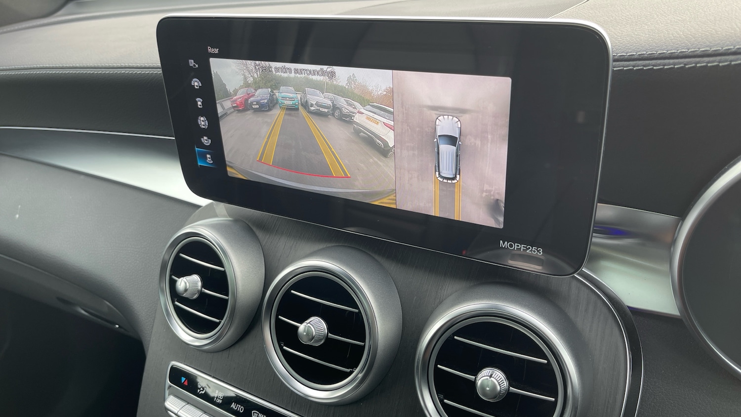 Used Mercedes-Benz GLC 2022 for sale - 76542773: Photo 45