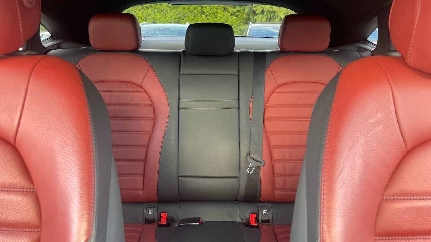 Used Mercedes-Benz GLC 2022 for sale - 76402303: Photo 15