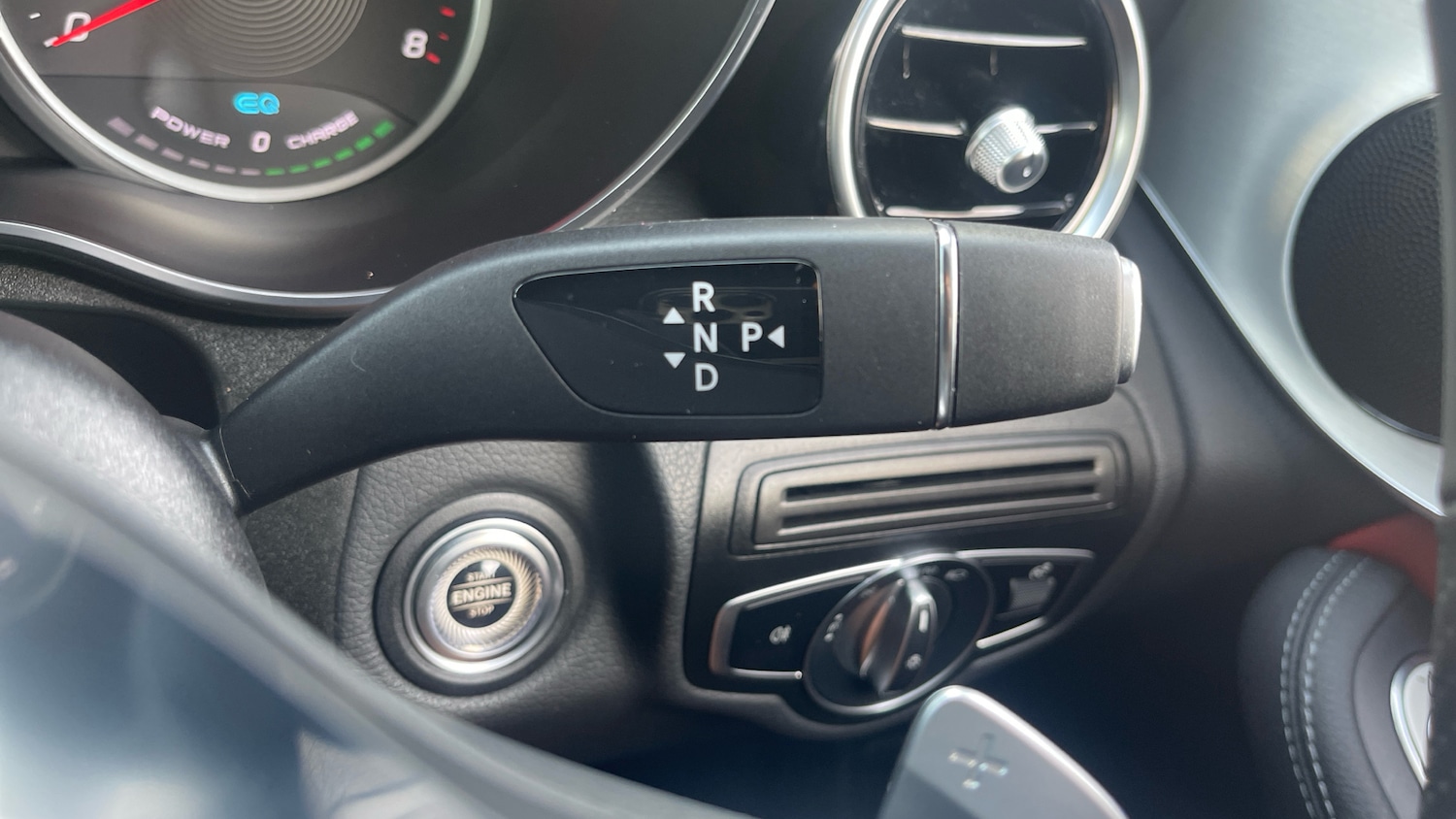 Used Mercedes-Benz GLC 2022 for sale - 76402303: Photo 40