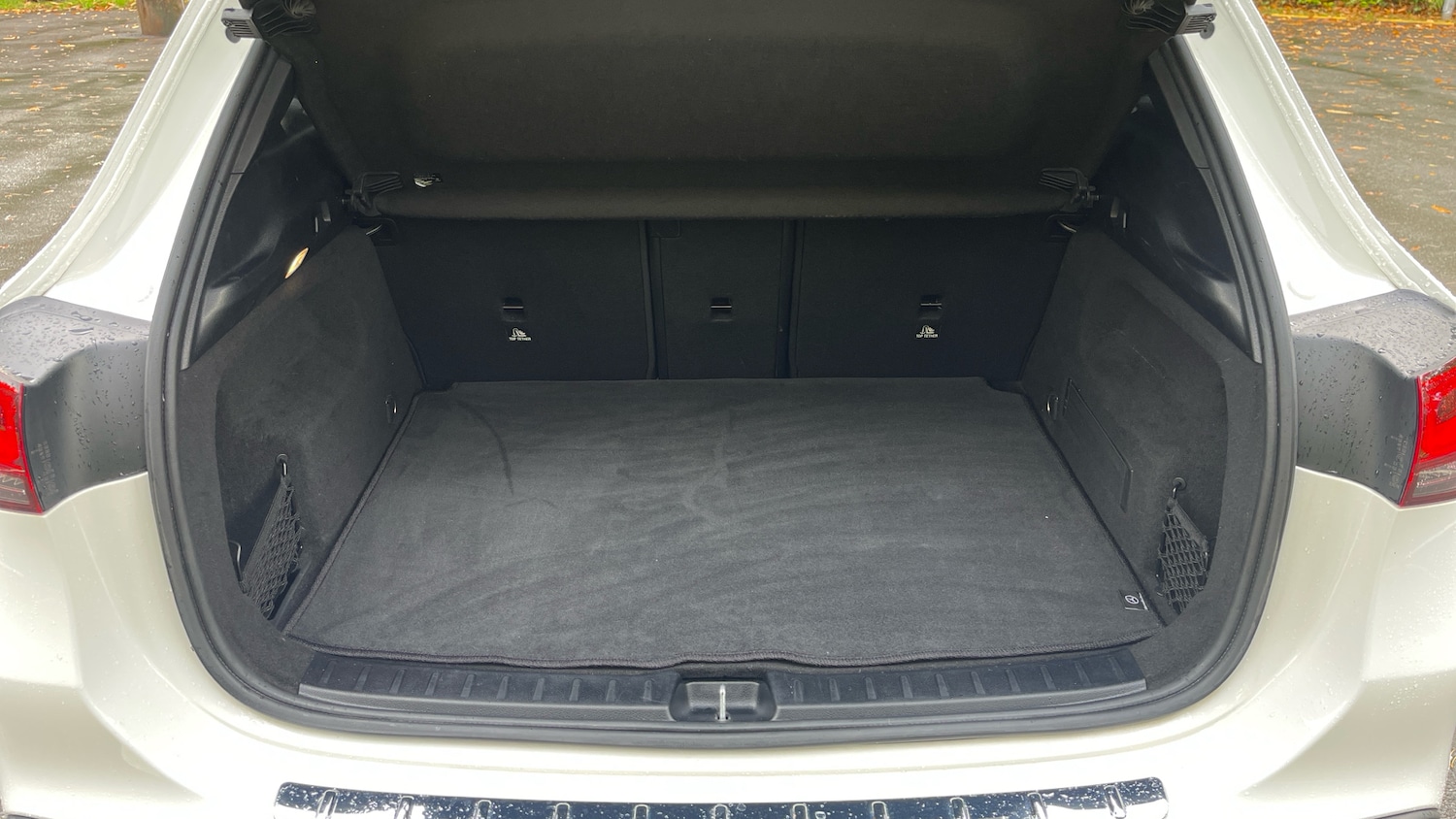 Used Mercedes-Benz GLA 2020 for sale - 76924210: Photo 4