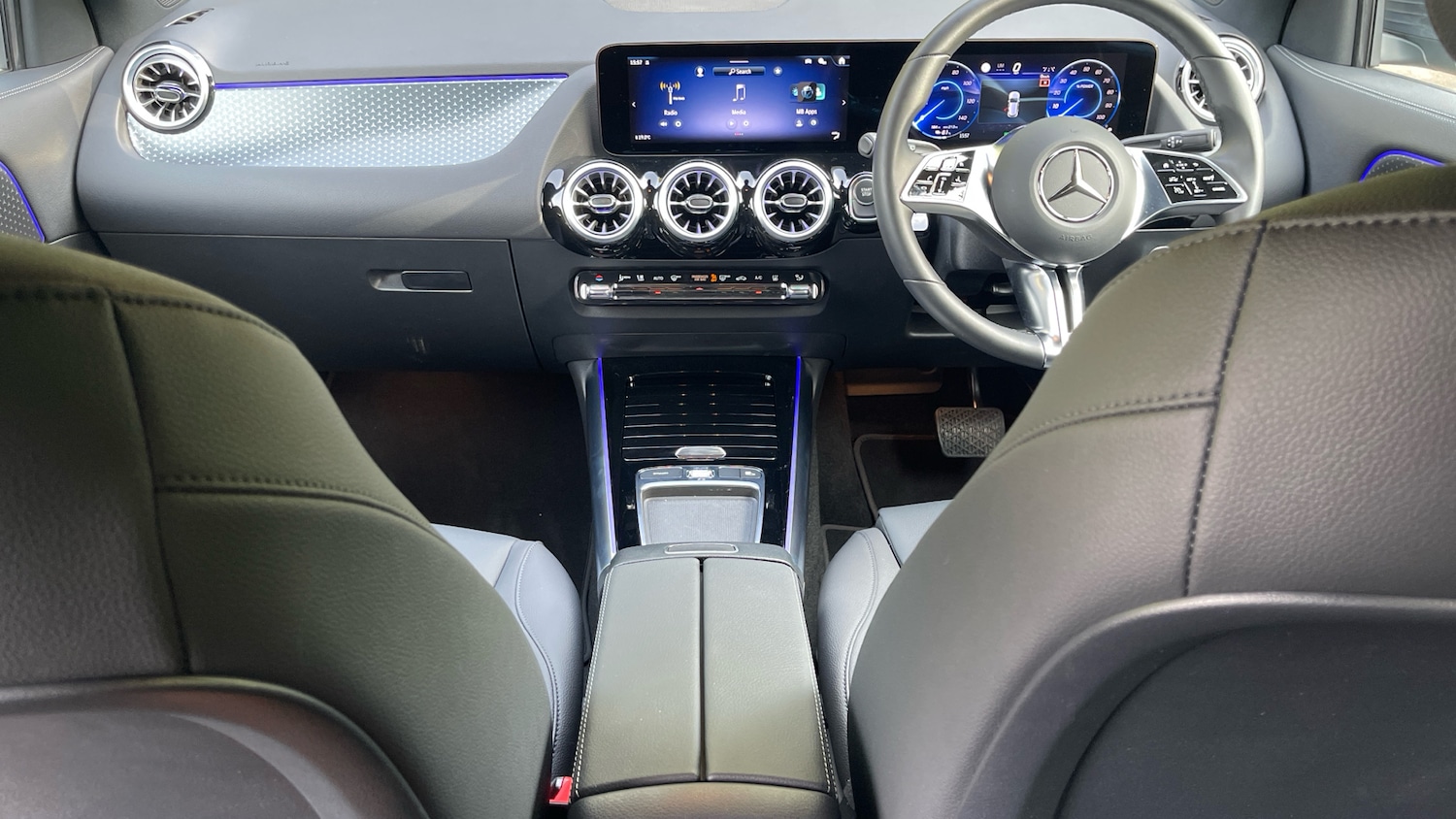 Used Mercedes-Benz EQA 2024 for sale - 76114214: Photo 10