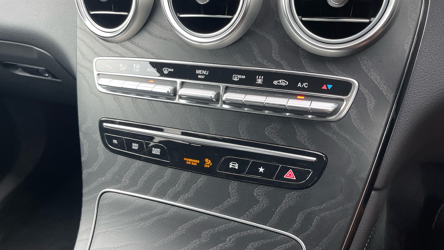 Used Mercedes-Benz GLC 2020 for sale - 78201778: Photo 39