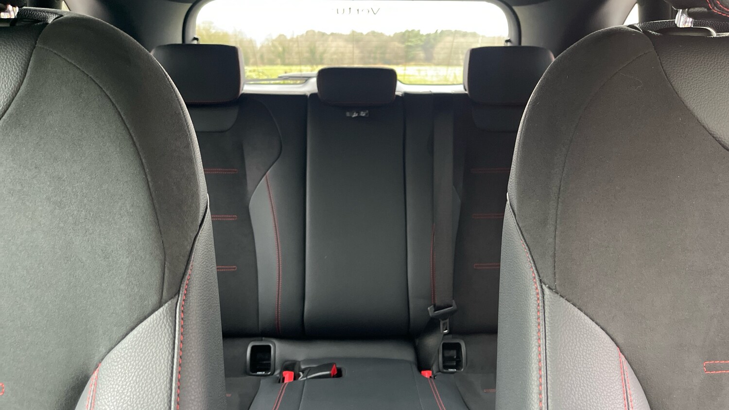 Used Mercedes-Benz GLA 2024 for sale - 77501183: Photo 15