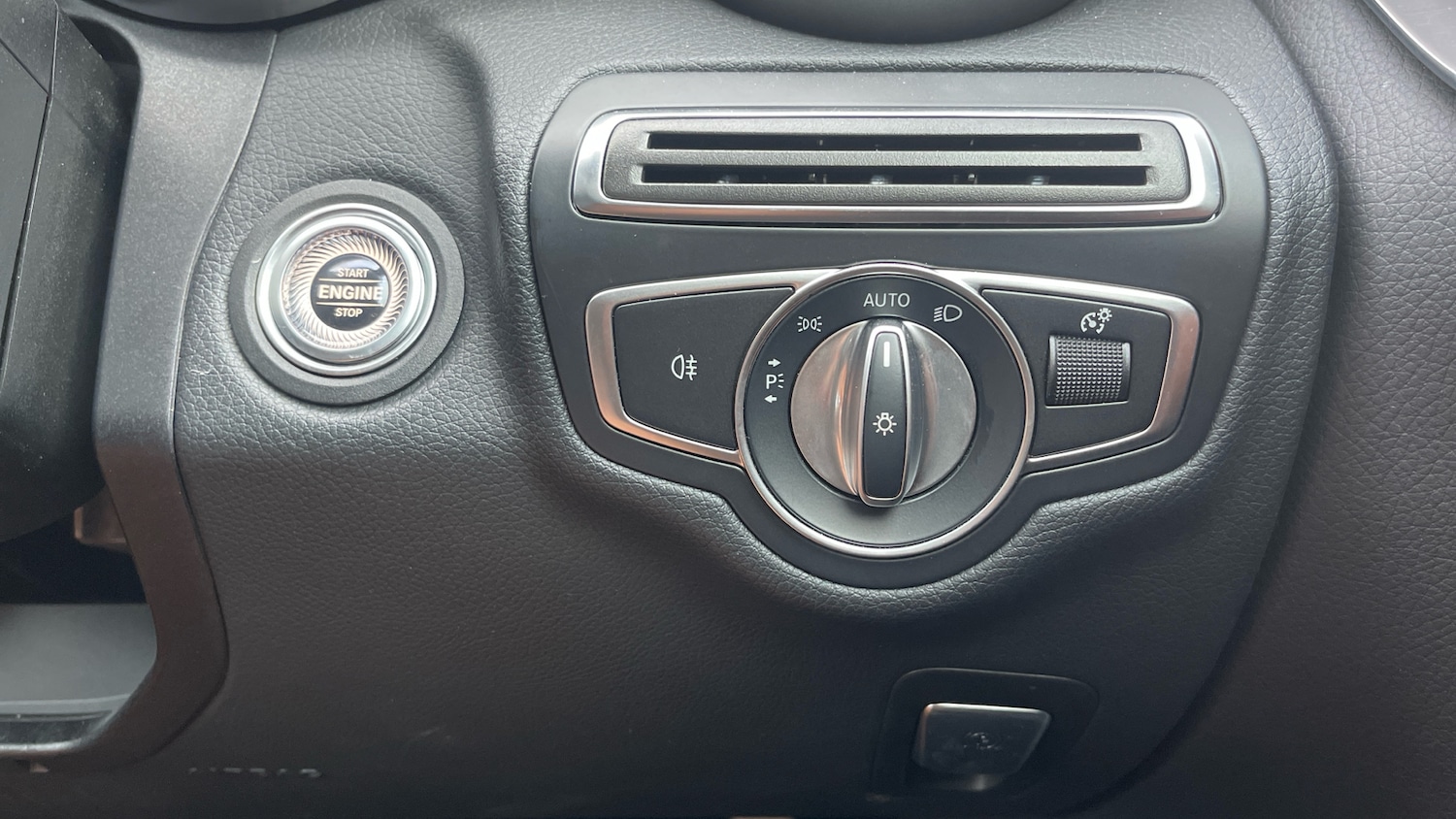 Used Mercedes-Benz C Class 2021 for sale - 77026002: Photo 37