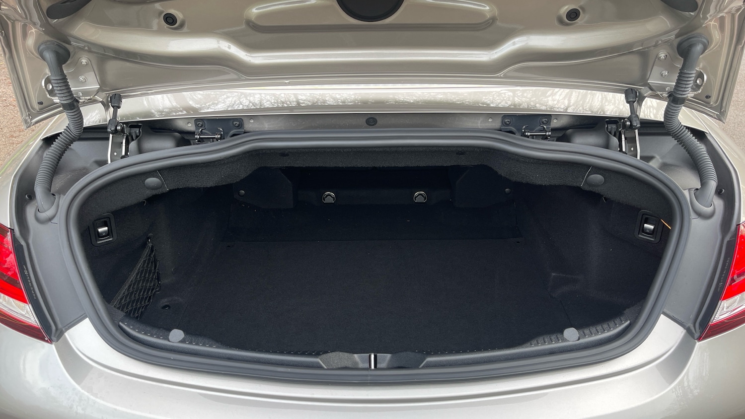 Used Mercedes-Benz C Class 2021 for sale - 77026002: Photo 4