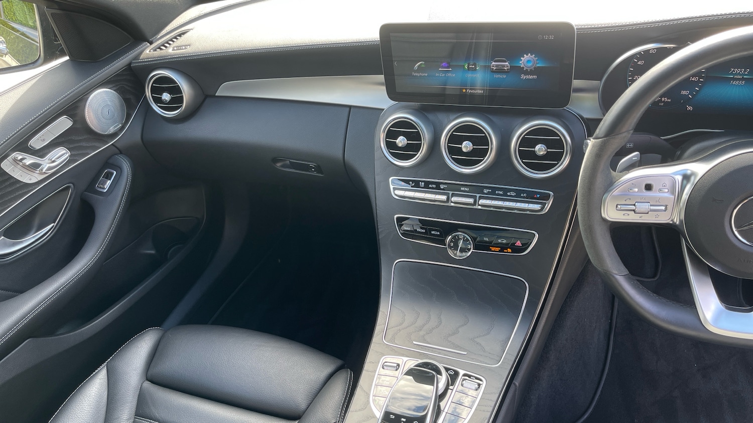 Used Mercedes-Benz C Class 2020 for sale - 76391606: Photo 14