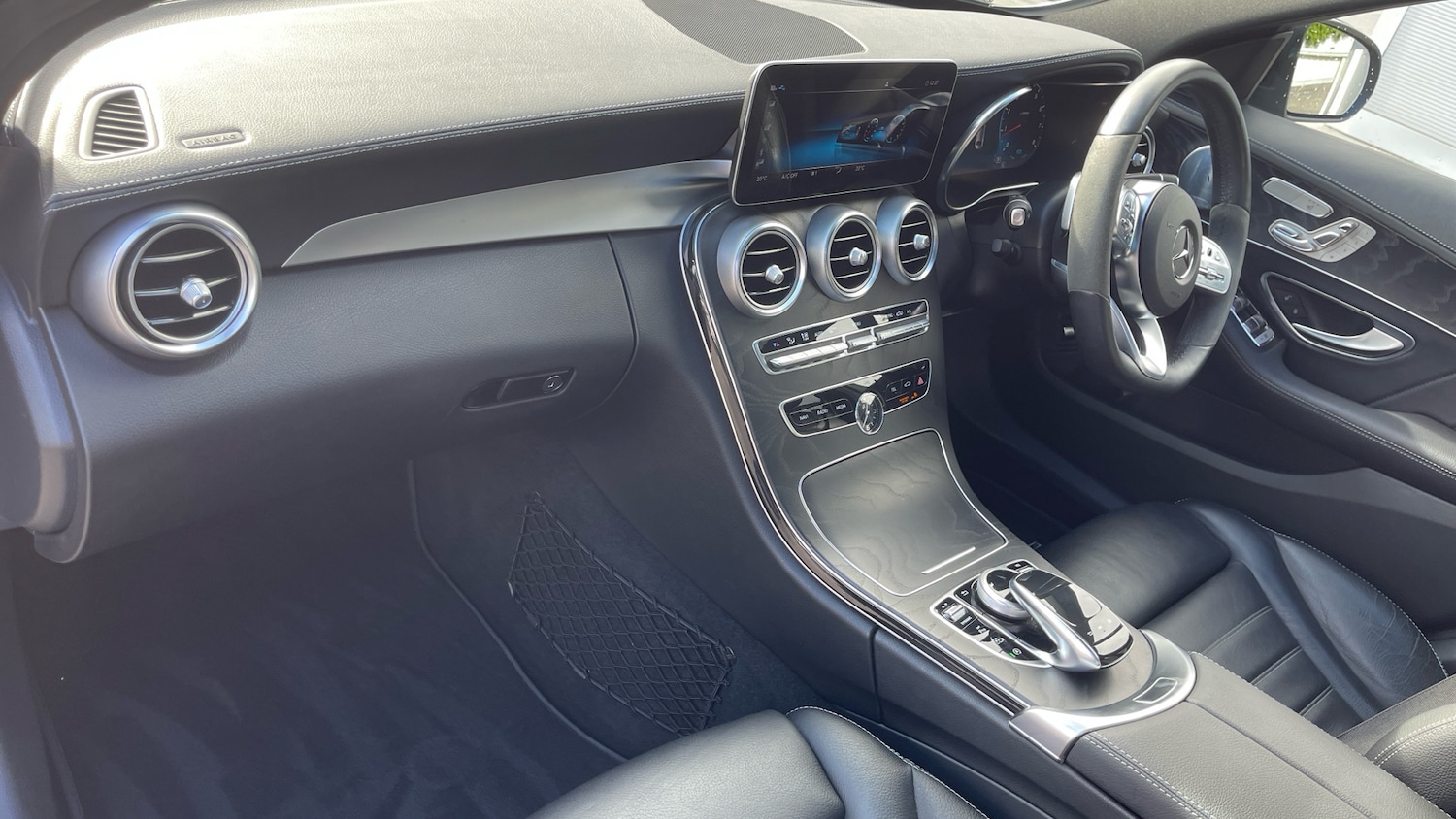 Used Mercedes-Benz C Class 2020 for sale - 76391606: Photo 32